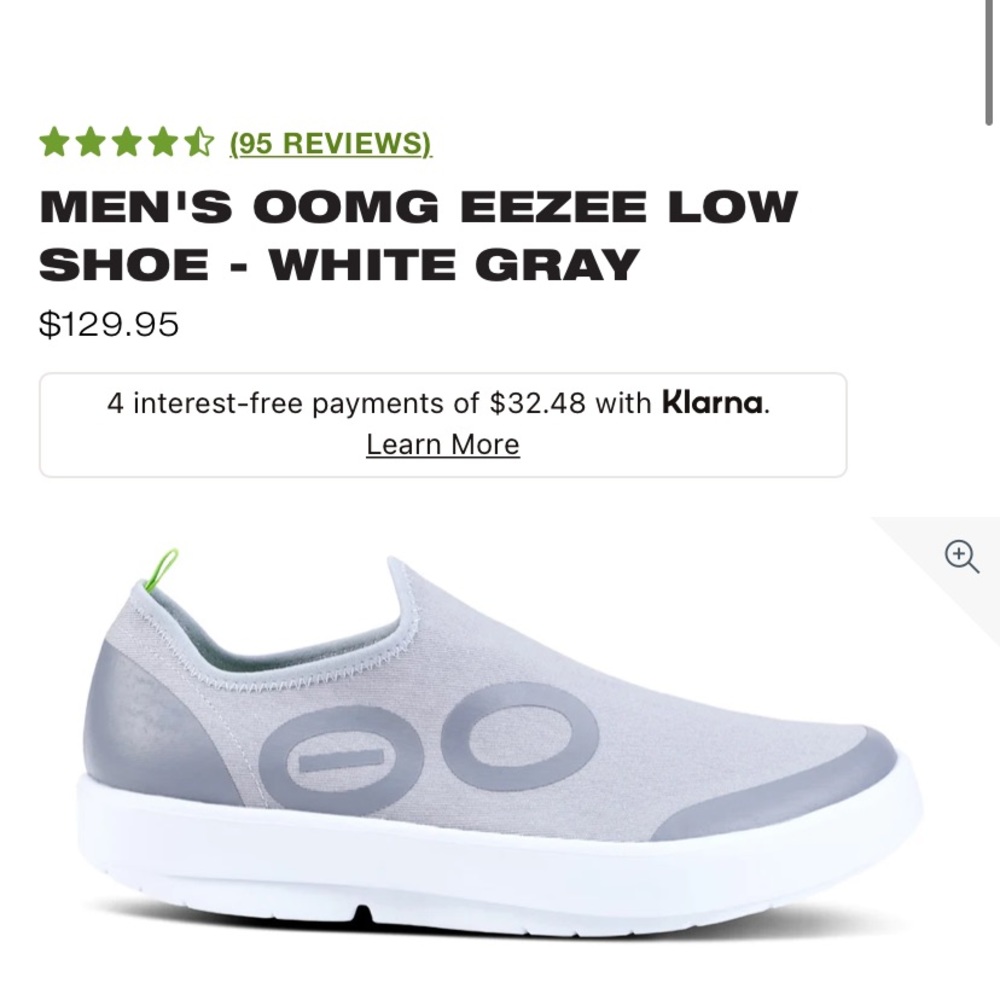 OOFOS OOMG EEZEE Mens white Gray size 10.5 brand new in box.